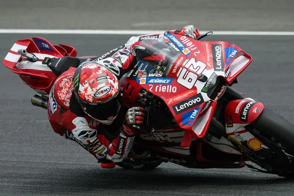 Motorsport photo