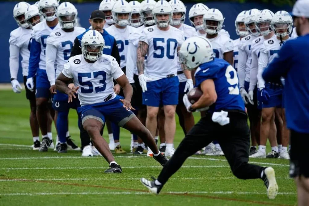 Indianapolis Colts linebacker CJ Allen runs a drill with Coleman Owen during rookie minicamp on May 8, 2026.