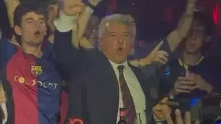 El 'show' de Laporta en Luz de Gas en la fiesta de celebración de la Liga